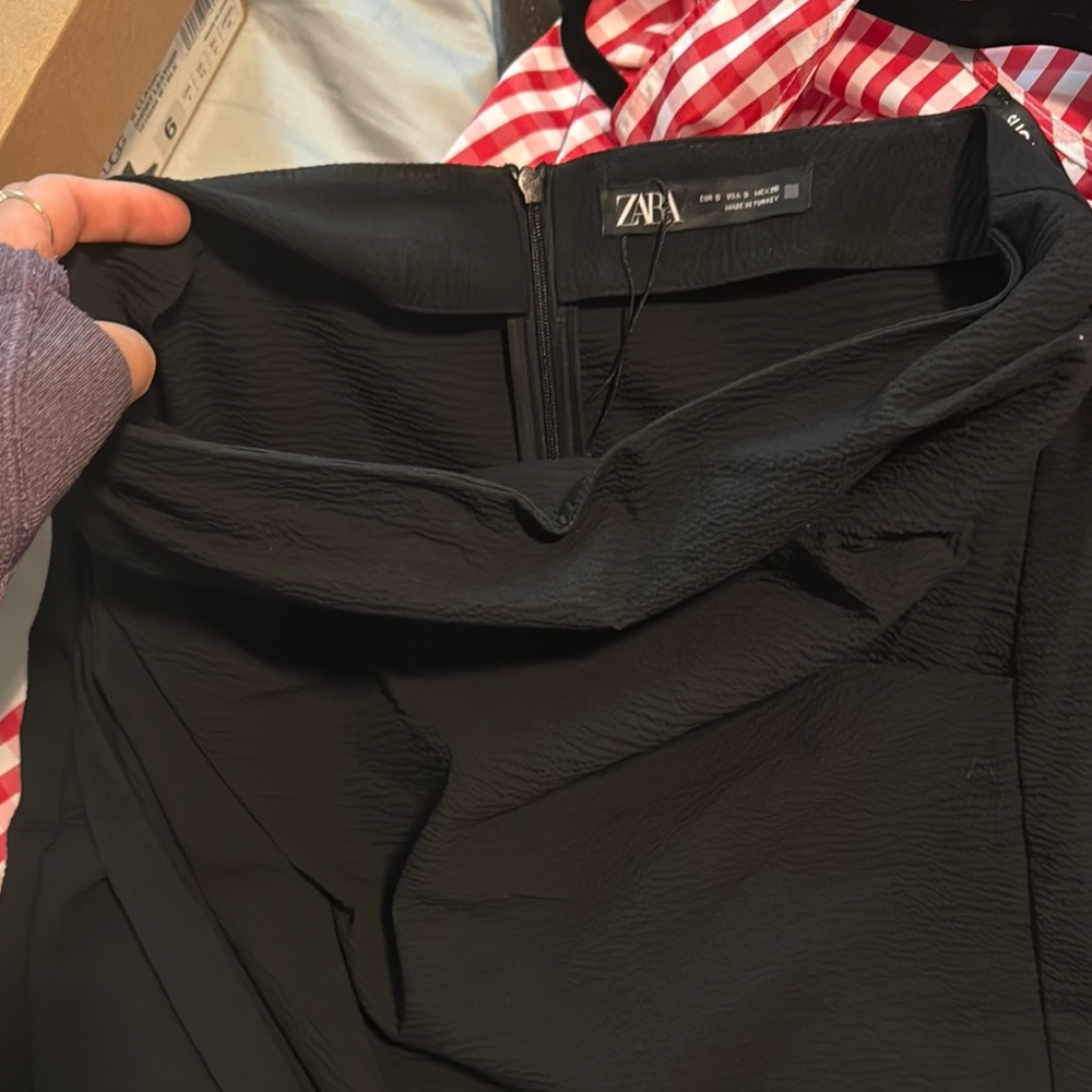 NEW Zara S black mini Skirt